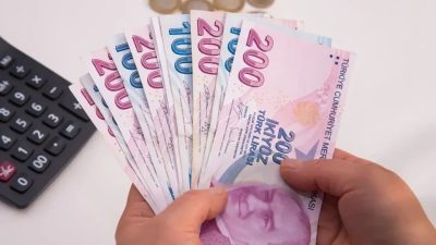 2027 asgari ücret zammı için bütçe teklifindeki veriler dikkat çekti.