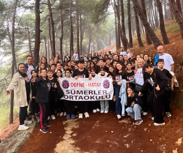 Cumhuriyet’in 103. yıl dönümü dolayısıyla düzenlenen Geleneksel Cumhuriyet Doğa Yürüyüşü,