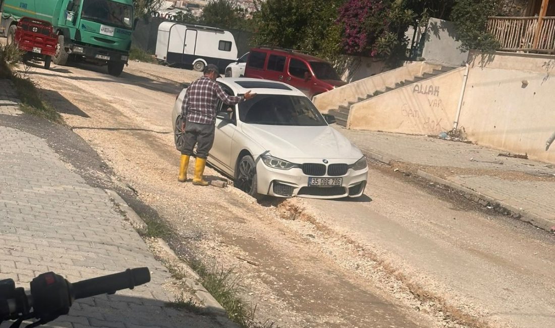 Hatay’ın Samandağ ilçesinde altyapı çalışmaları nedeniyle kazılan ve uzun süre