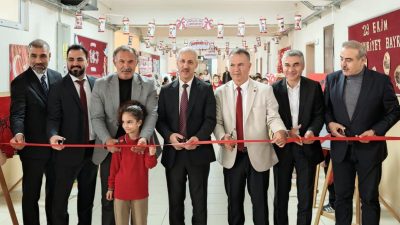 Mustafa Kemal Üniversitesi (MKÜ) Rektörü Prof. Dr. Veysel Eren, Antakya