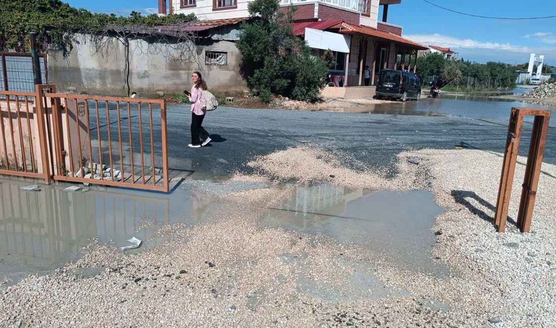 Samandağ’da okul ziyaretlerine çıkan Eğitim Sen yöneticileri, eğitim sorunlarından önce