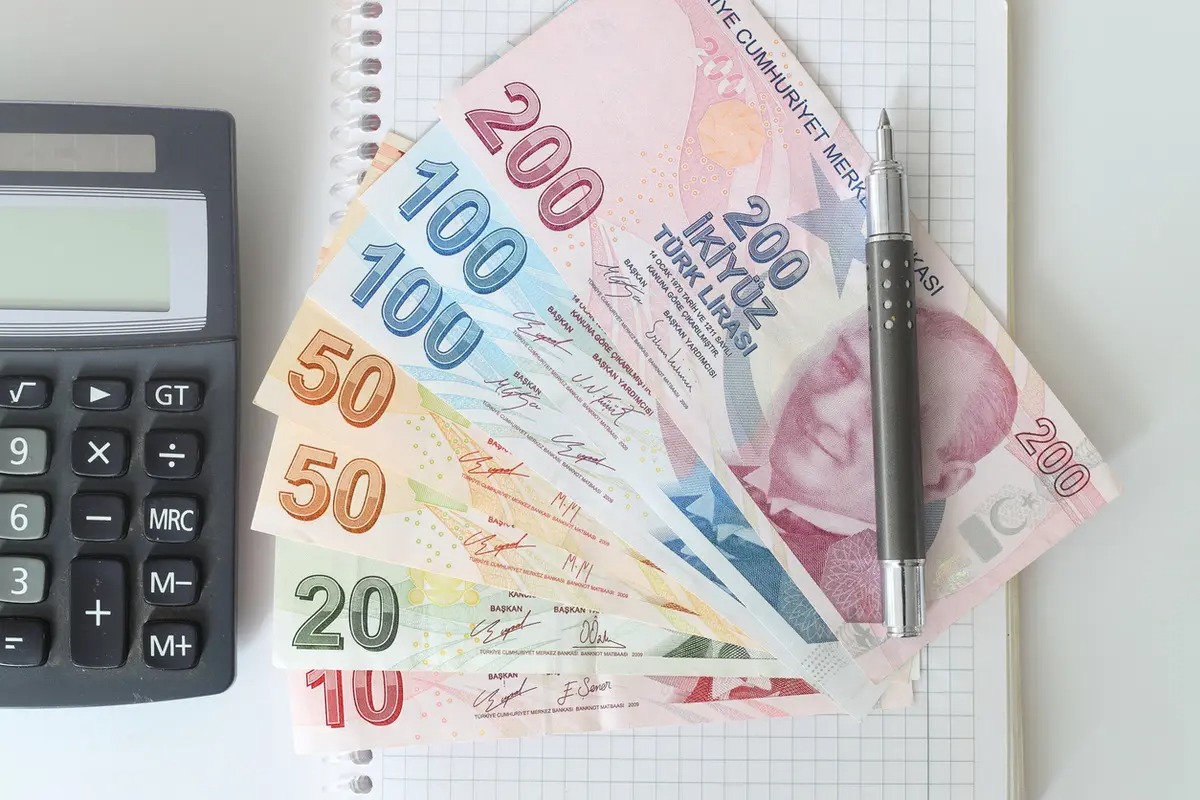İş Kanunu kapsamında işçi ve işverene tanınan haklı nedenle derhal