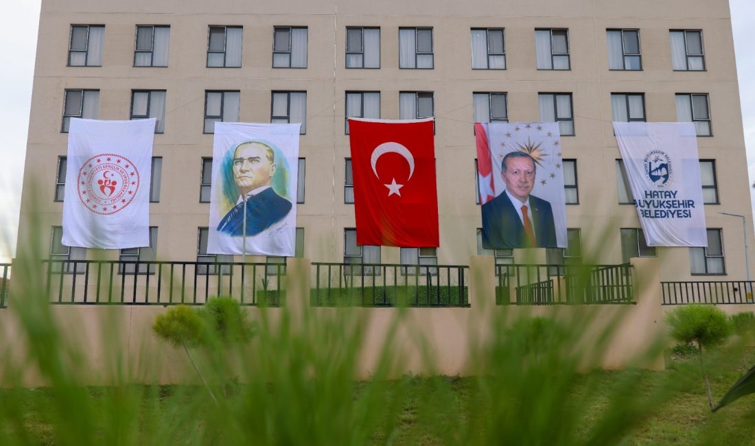 Hatay’ın Kırıkhan ilçesinde yapımı tamamlanan KYK Kırıkhan Mevlâna İdris Kız