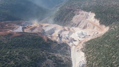 Hatay’ın Çöğürlü Mahallesi’ndeki taş ocağının çevreye ve Asi Nehri yatağına
