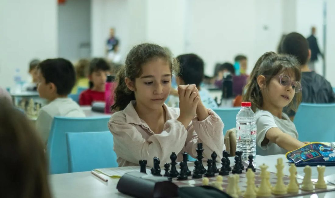 Hatay’ın Defne ilçesinde faaliyet gösteren Özel Doğuş Okulları tarafından düzenlenen