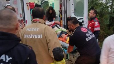 Defne ilçesine bağlı Harbiye üzerindeki Döver Seyir Terası’nda yol kenarındaki