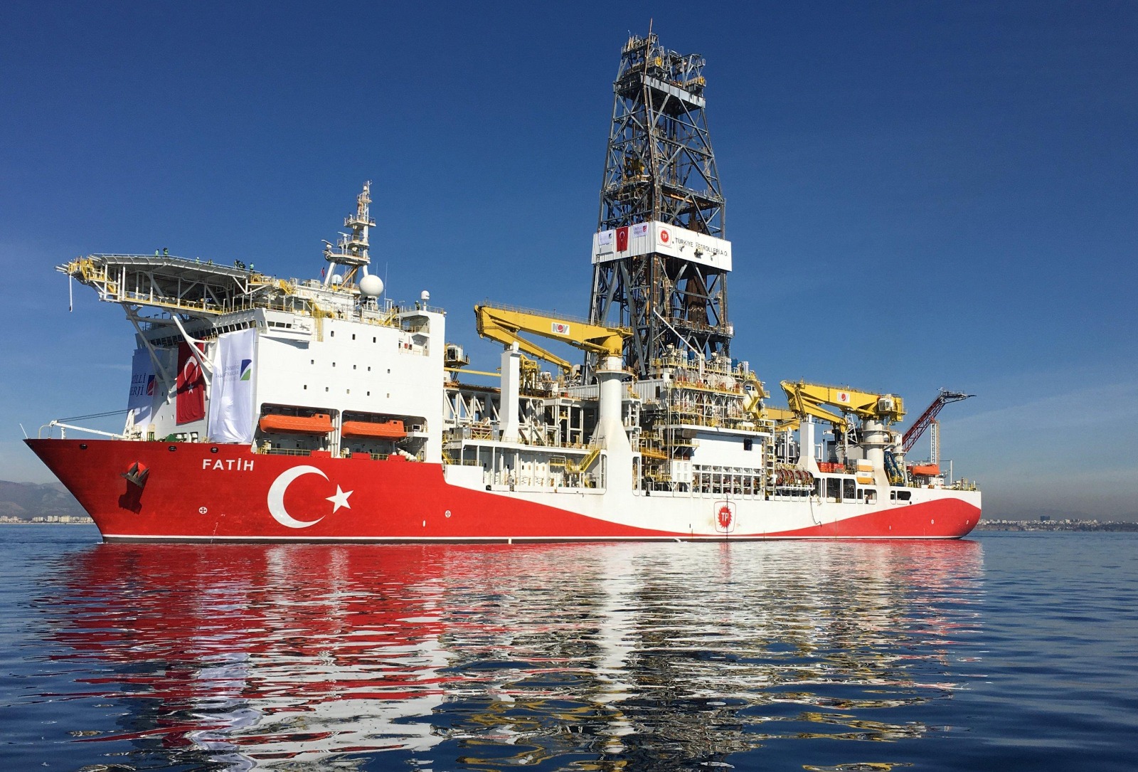Enerjide dışa bağımlılığı azaltma hedefiyle çalışmalarını sürdüren Türkiye, yıl sonuna