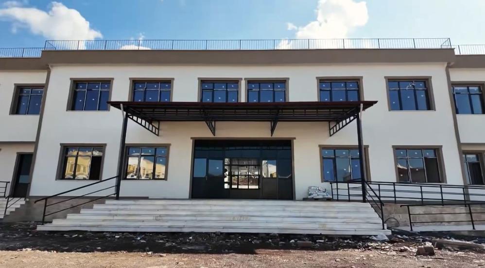 Hatay Valisi Mustafa Masatlı, Payas ilçesinde yapımı devam eden 8