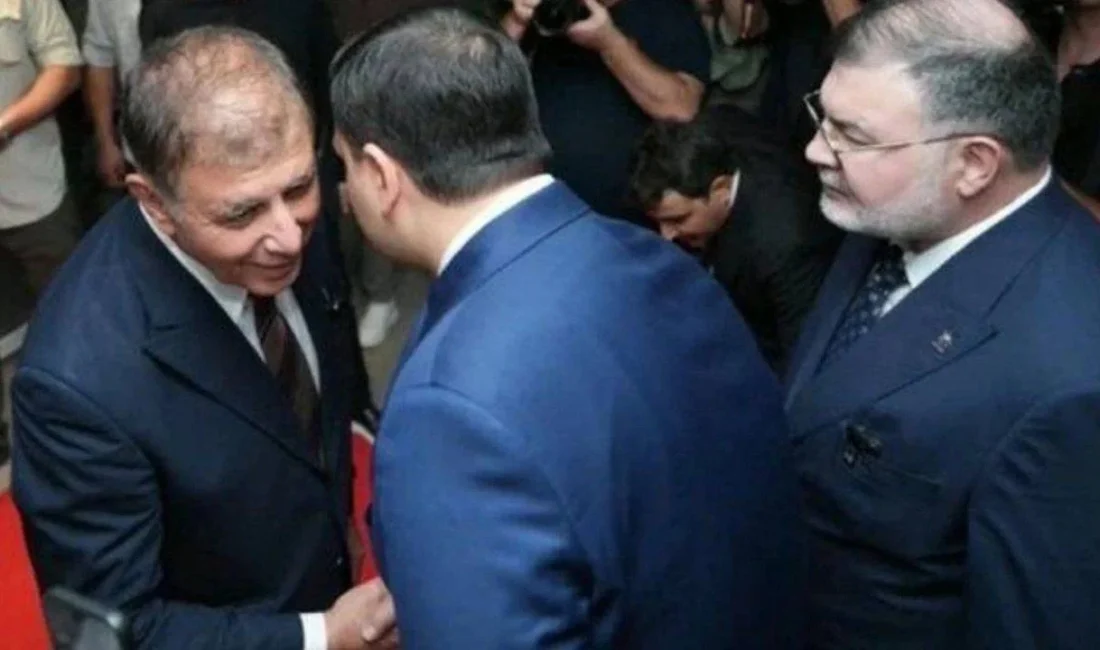 Cemil Tugay’ın AK Parti’ye katılması ve rozetinin Cumhurbaşkanı Erdoğan tarafından