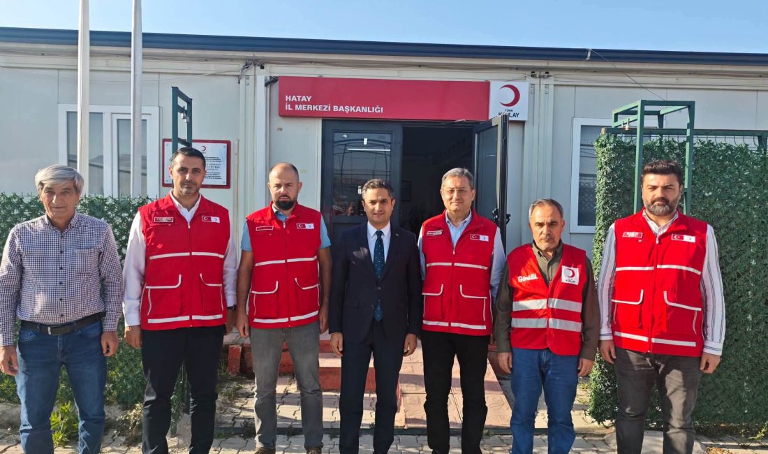 Defne Kaymakamı Oğuz Cem Murat, Türk Kızılay Hatay İl Başkanı
