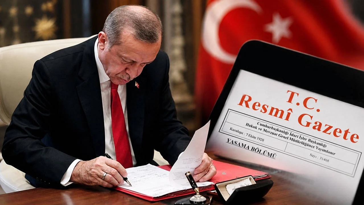 Resmî Gazete’de yayımlanan yönetmelik değişikliğiyle, kamu personeli bilgi sistemine bildirilmeyen