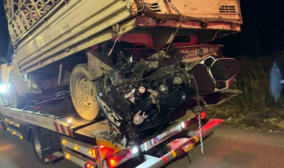 Hatay’ın Altınözü ilçesinde motosikletiyle pikaba arkadan çarpan 19 yaşındaki Mehmet