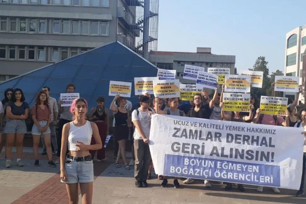 Boğaziçi Üniversitesi’nde üç öğün yemeğin günlük maliyeti 240 TL’ye, aylık