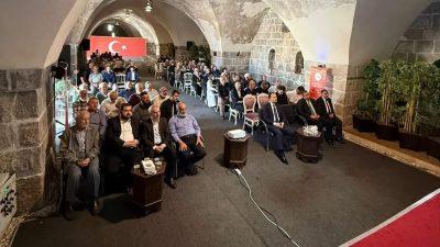 Hatay’ın Payas ilçesinde düzenlenen Mevlid-i Nebi programında, Hz. Muhammed’in örnek