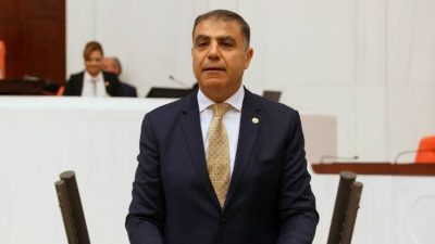 CHP Hatay Milletvekili Mehmet Güzelmansur, depremden bu yana üç buçuk