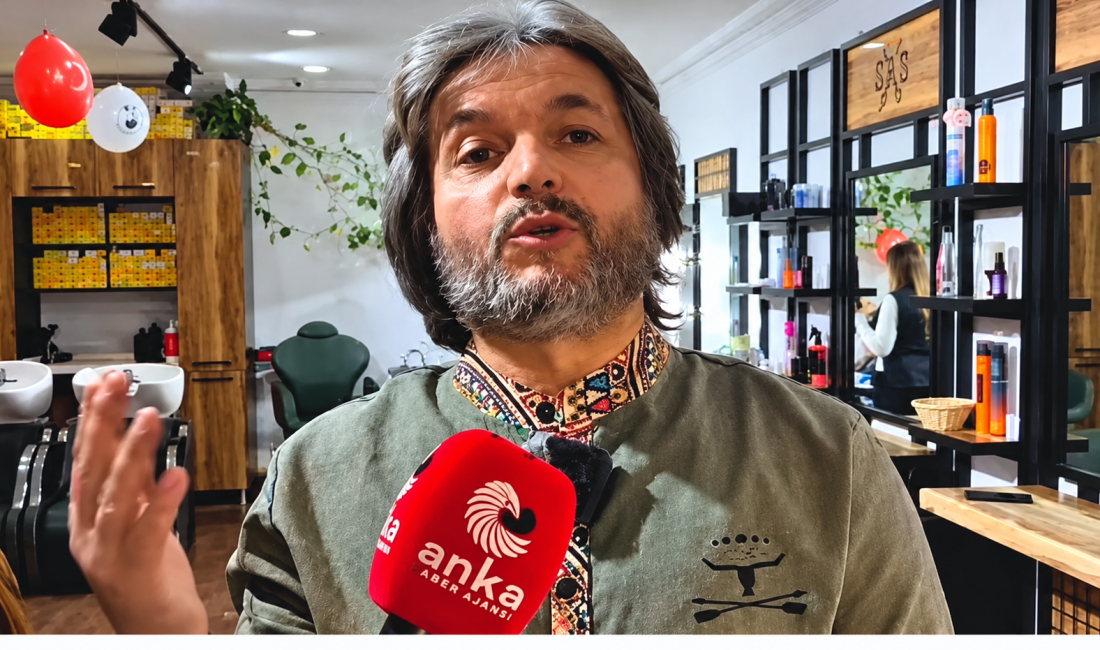 Tokat’ta kadın kuaförü Rıza Bal, 29 Ekim Cumhuriyet Bayramı dolayısıyla