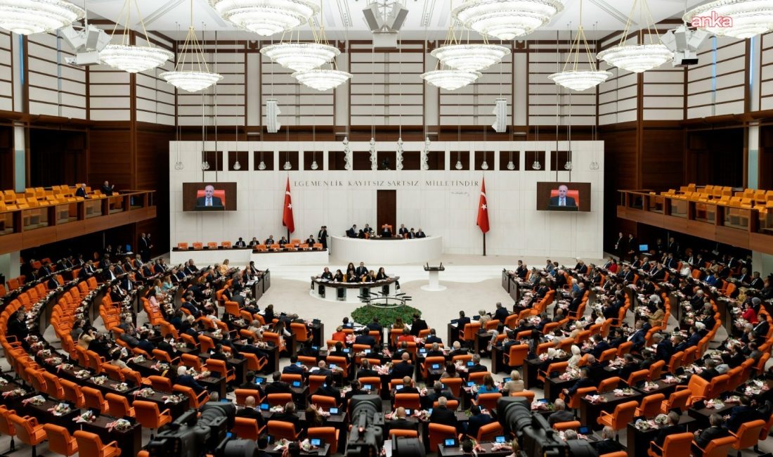 Emekli maaşlarına ocak ayında yapılacak artışın yanı sıra, yaş gruplarına