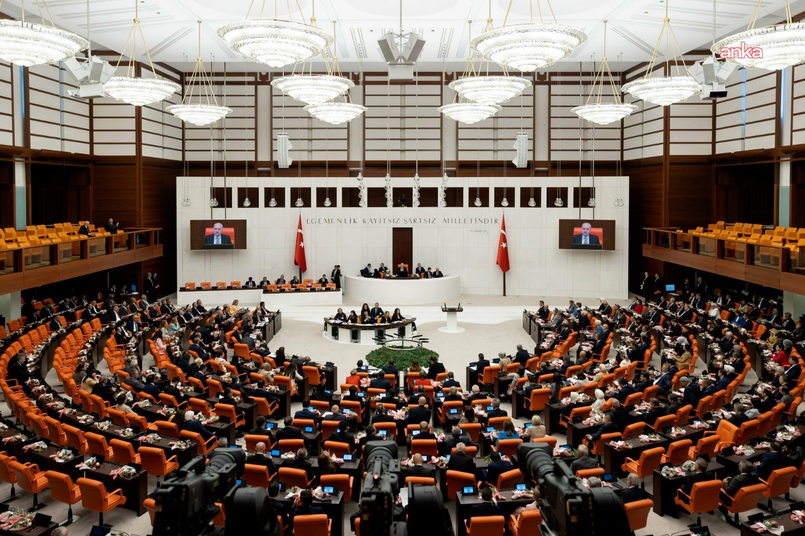 Emekli maaşlarına ocak ayında yapılacak artışın yanı sıra, yaş gruplarına