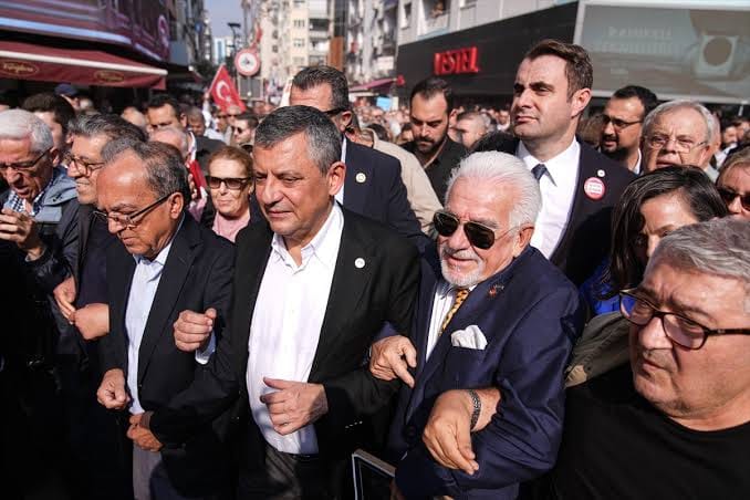 

Gazetecilere yönelik artan gözaltı, tutuklama, erişim engelleri ve medyaya yönelik