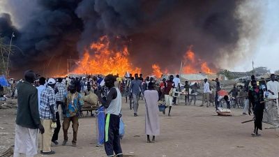 Sudan ile Güney Sudan arasında ihtilaflı Abyei bölgesindeki bir pazara