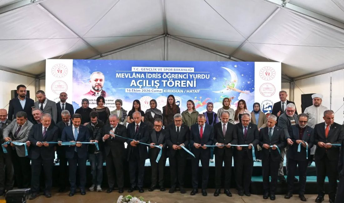Mevlana İdris Zengin yurt açılışına katıldılar