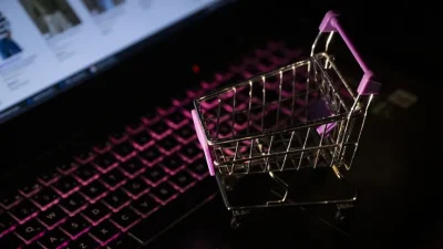 Ticaret Bakanlığı, kasım ayı boyunca indirim kampanyalarına yönelik denetimlerini artıracak.